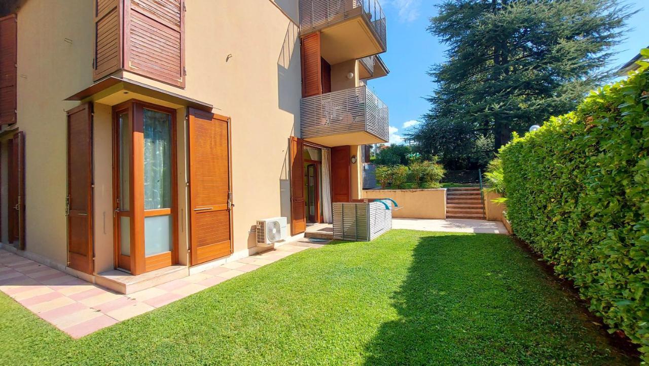Colors Pool Apartment Bardolino Ngoại thất bức ảnh