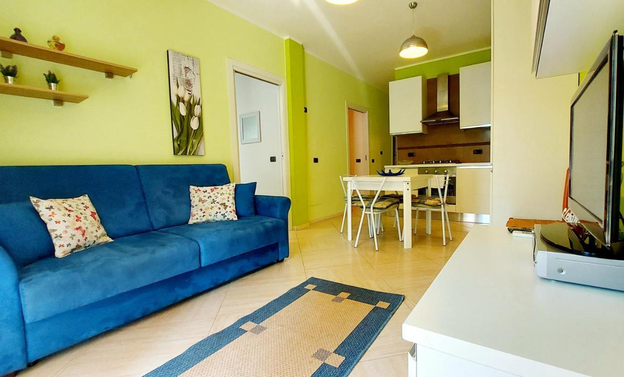 Colors Pool Apartment Bardolino Ngoại thất bức ảnh