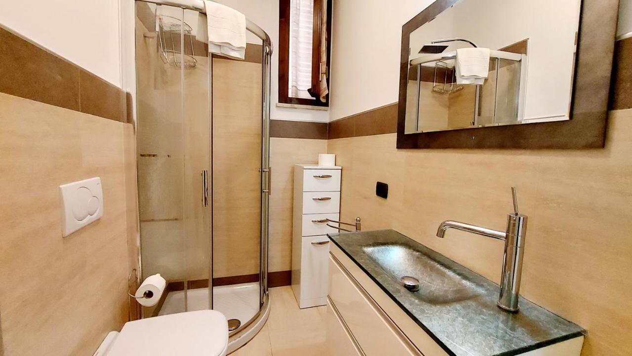 Colors Pool Apartment Bardolino Ngoại thất bức ảnh